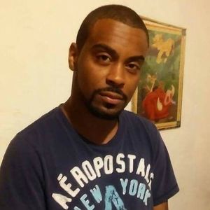 Meet your Posher, Derrick